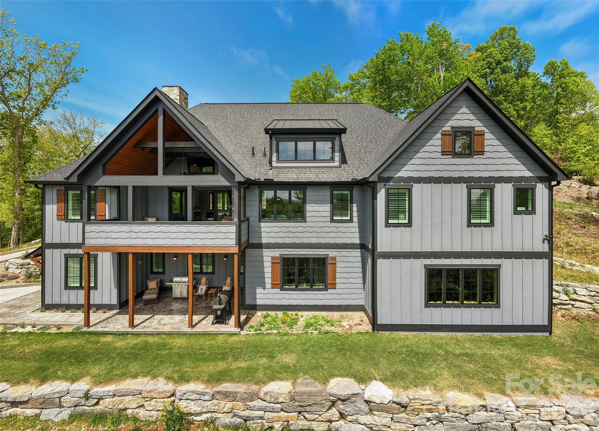 231 Tower Circle Hendersonville NC 28739