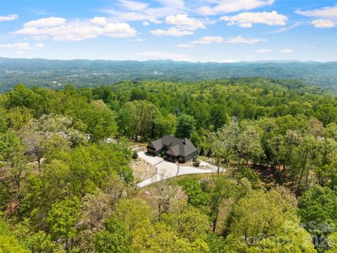 231 Tower Circle Hendersonville NC 28739