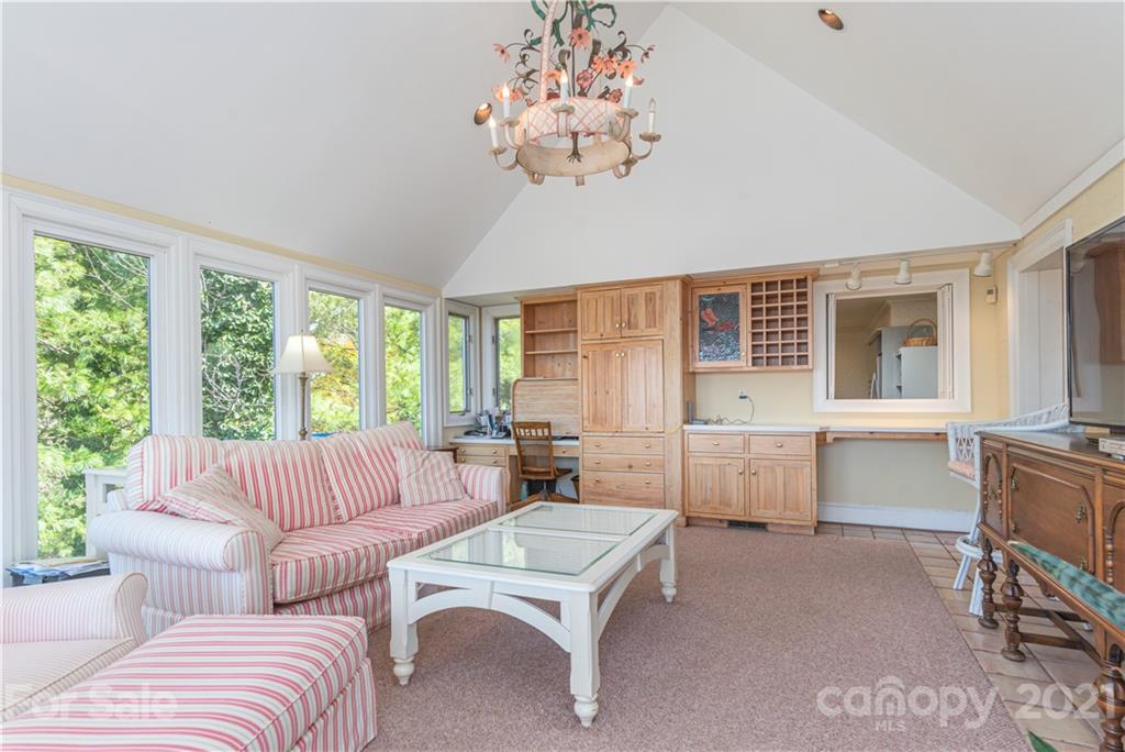 80 Westhaven Drive Asheville NC 28804
