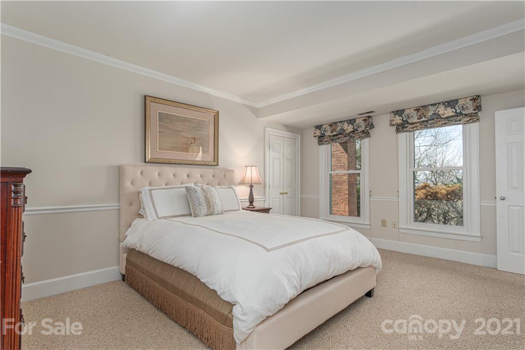80 Westhaven Drive Asheville NC 28804