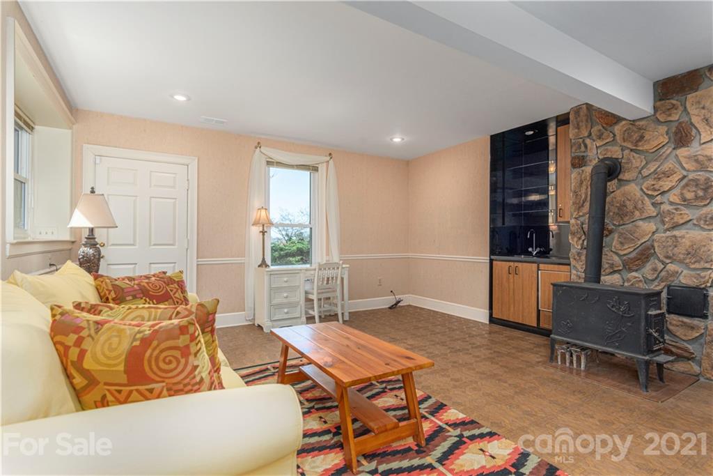 80 Westhaven Drive Asheville NC 28804