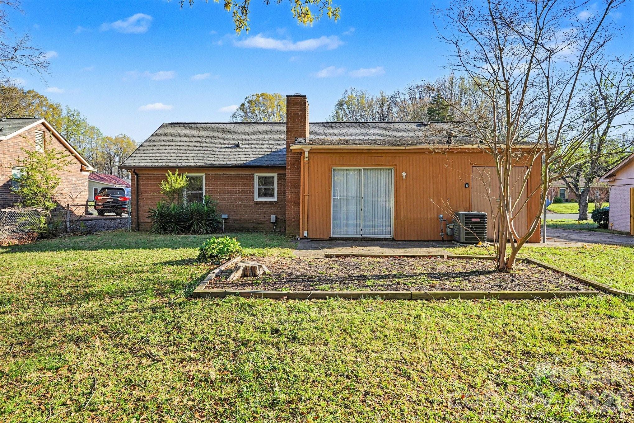 5212 Barrington Drive Charlotte NC 28215