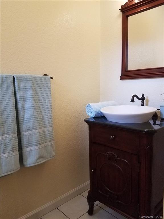 112 Charlie Brown Road Burnsville NC 28714