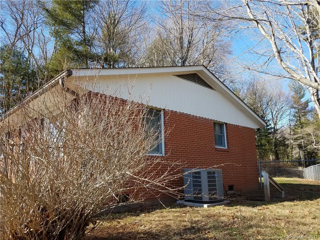 112 Charlie Brown Road Burnsville NC 28714