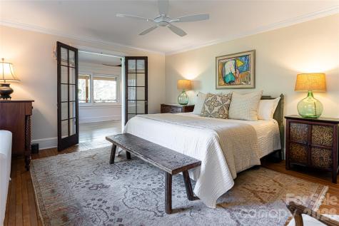 81 Edgemont Road Asheville NC 28801