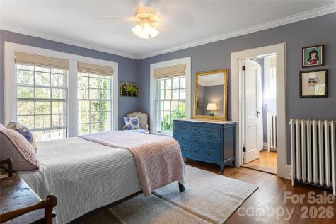 81 Edgemont Road Asheville NC 28801