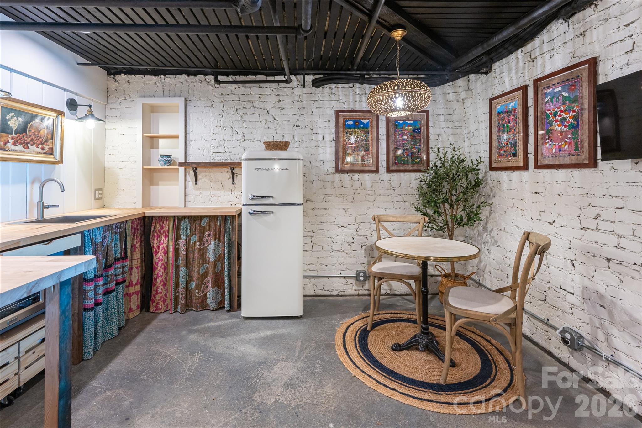 81 Edgemont Road Asheville NC 28801
