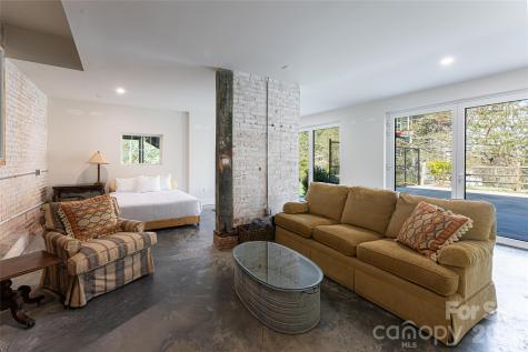 81 Edgemont Road Asheville NC 28801
