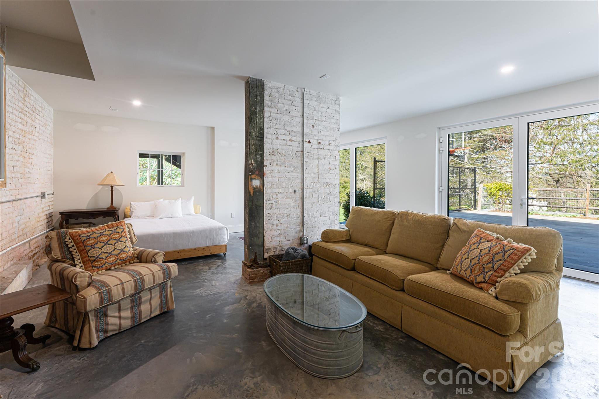 81 Edgemont Road Asheville NC 28801