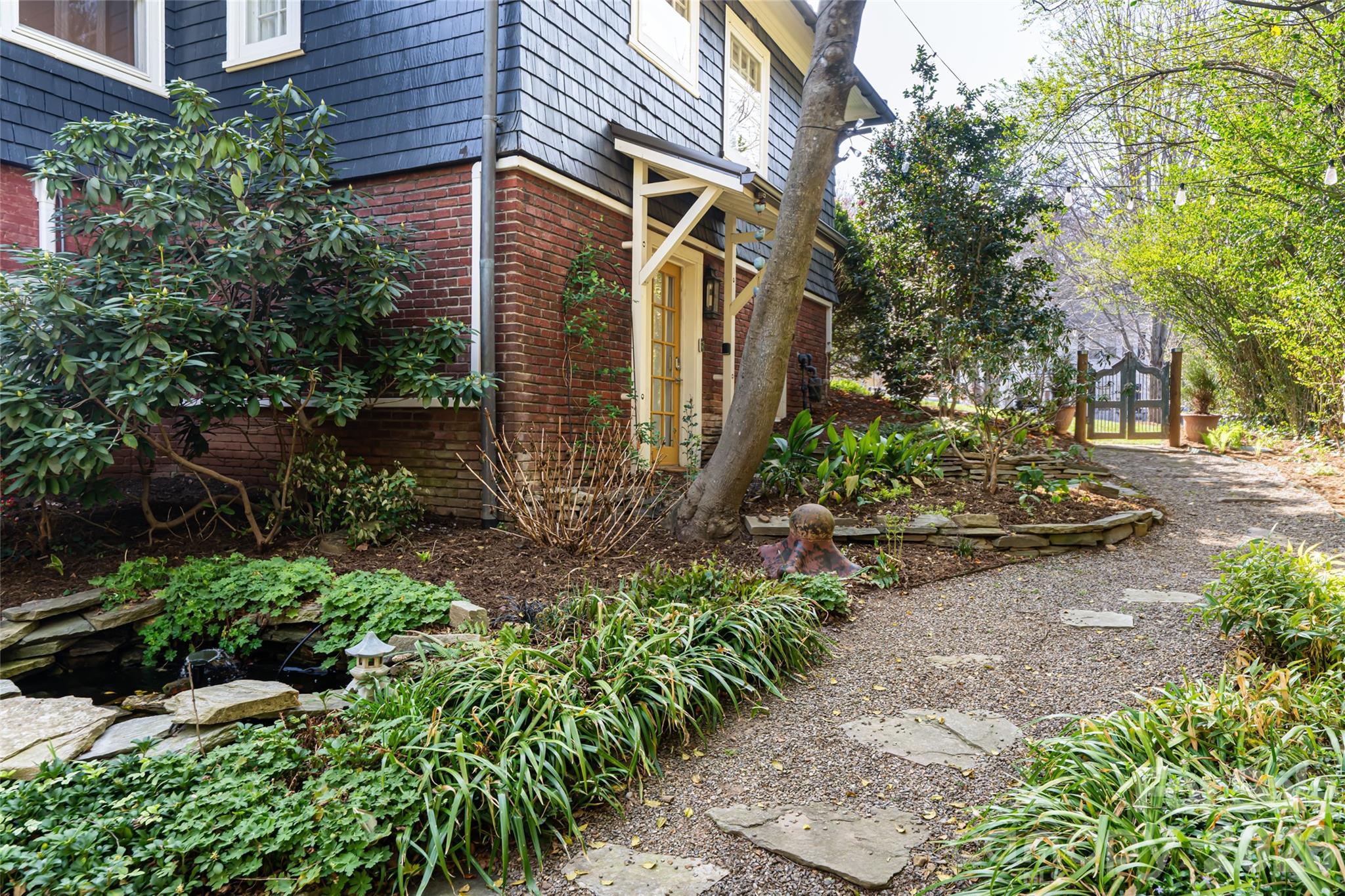 81 Edgemont Road Asheville NC 28801