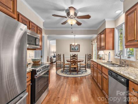 81 Old Gap Creek Road Fairview NC 28730