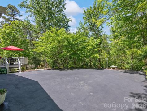 81 Old Gap Creek Road Fairview NC 28730