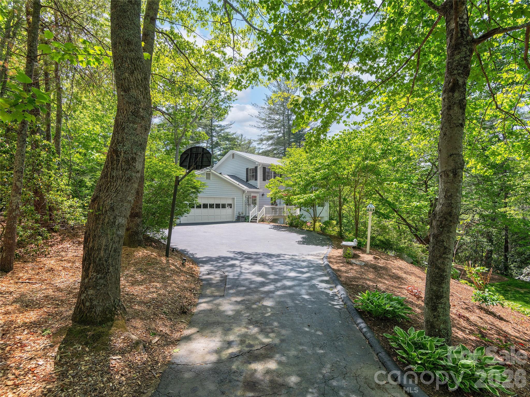 81 Old Gap Creek Road Fairview NC 28730