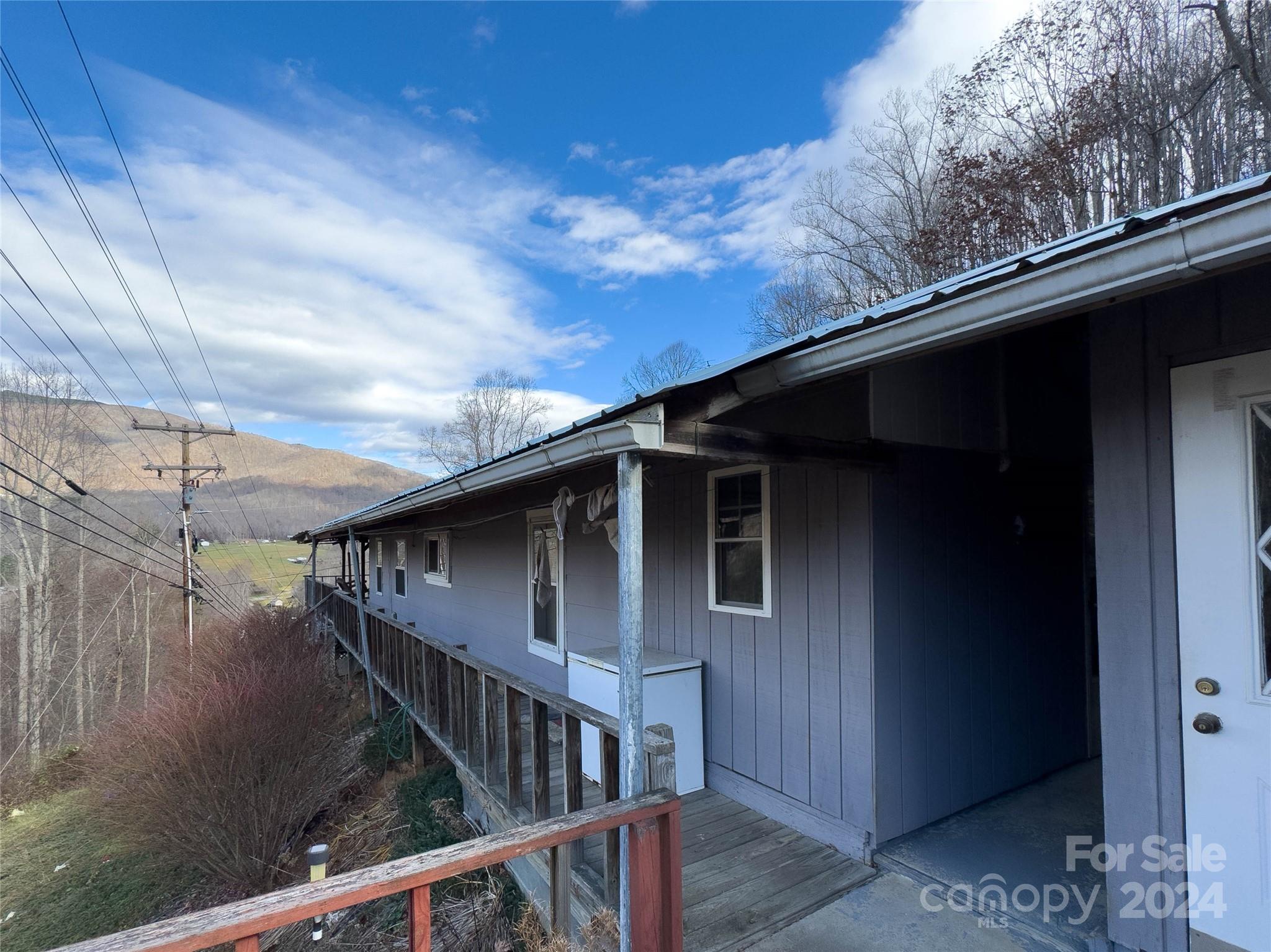 3059 Nc 261 Highway Bakersville NC 28705