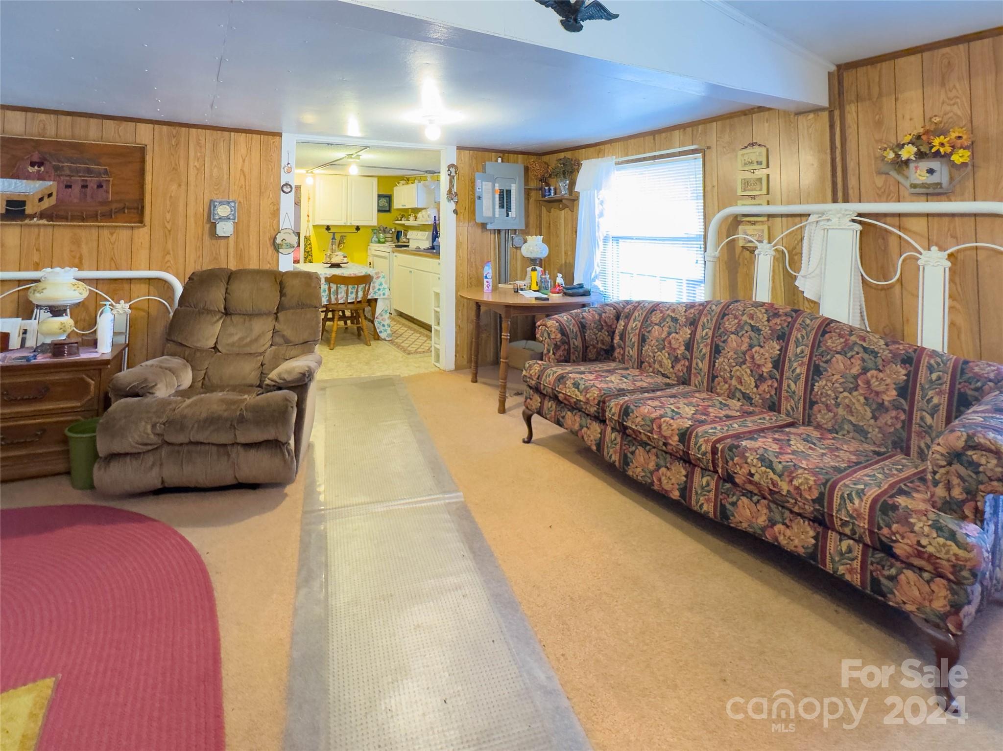 3059 Nc 261 Highway Bakersville NC 28705