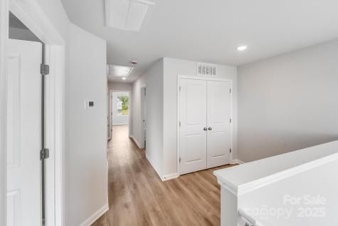 137 Red Cedar Lane Statesville NC 28625