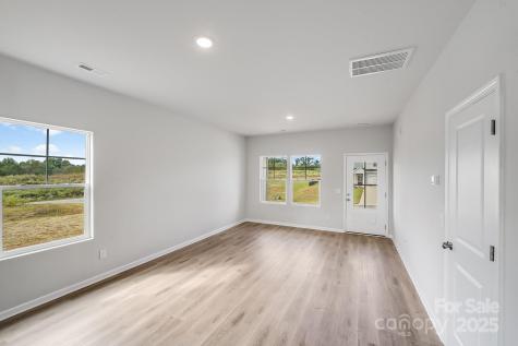 137 Red Cedar Lane Statesville NC 28625