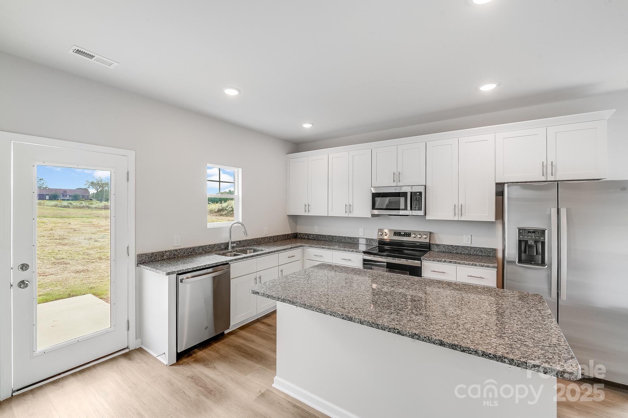 137 Red Cedar Lane Statesville NC 28625