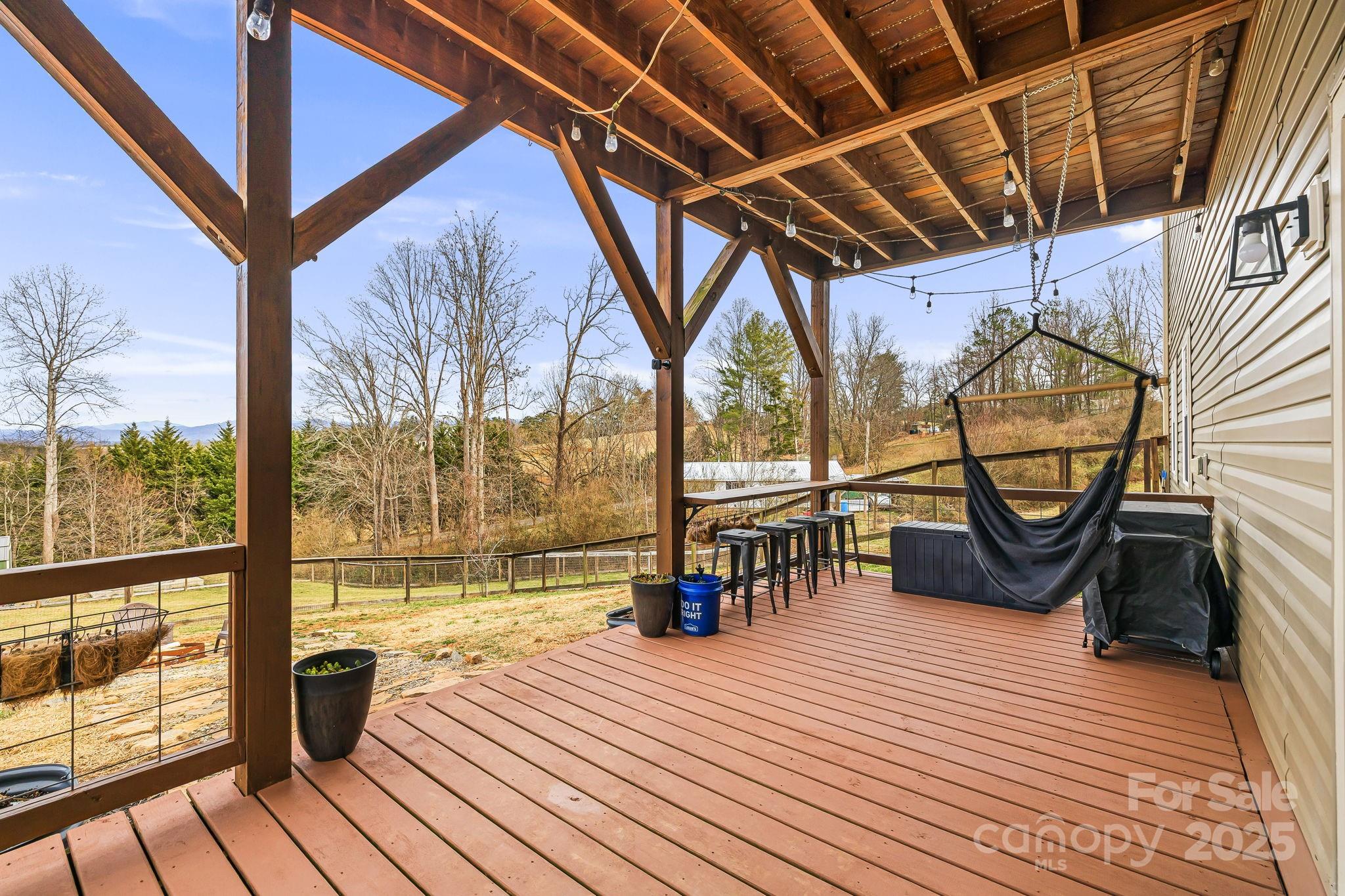 85 Ridgeview Road Alexander NC 28701