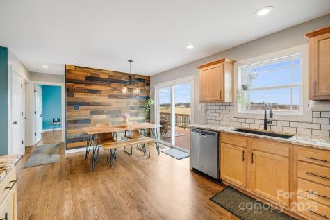 85 Ridgeview Road Alexander NC 28701