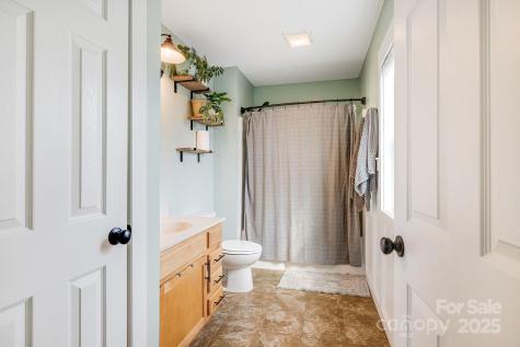 85 Ridgeview Road Alexander NC 28701