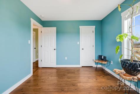 85 Ridgeview Road Alexander NC 28701