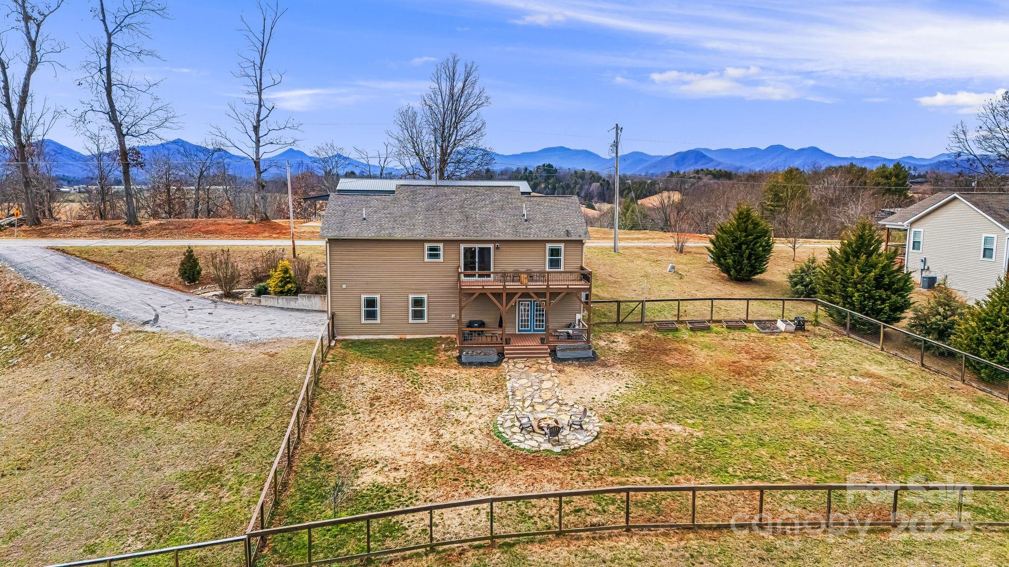 85 Ridgeview Road Alexander NC 28701