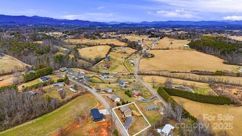 85 Ridgeview Road Alexander NC 28701