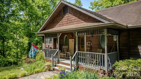97 Covered Bridge Road Stecoah NC 98771