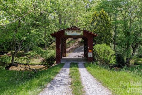 97 Covered Bridge Road Stecoah NC 98771