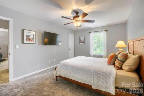 2834 Bivins Street Davidson NC 28036