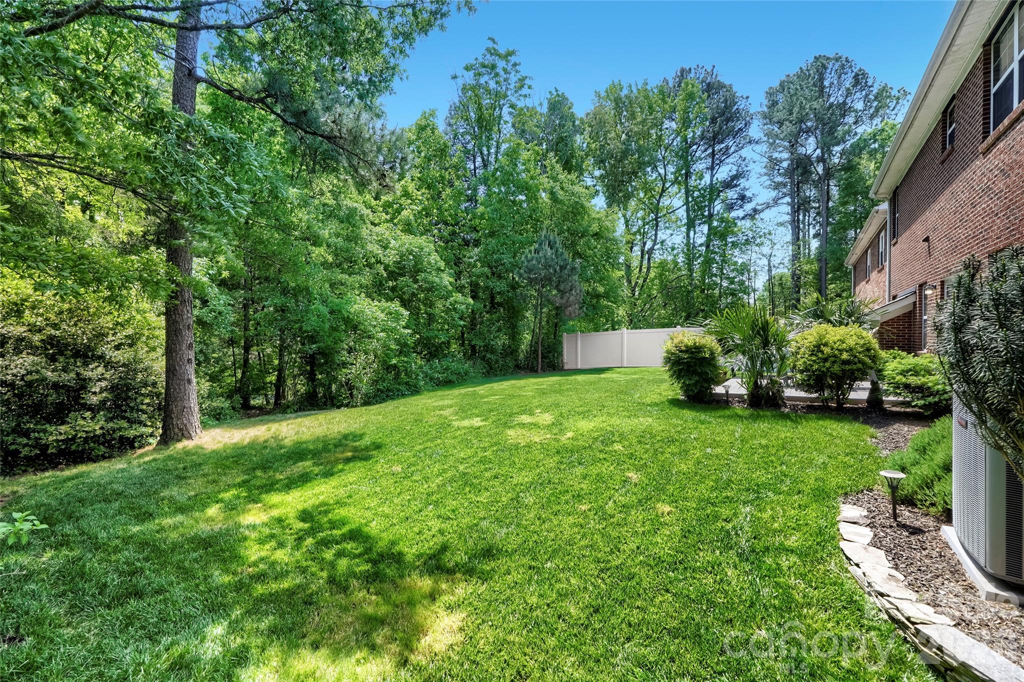 2834 Bivins Street Davidson NC 28036