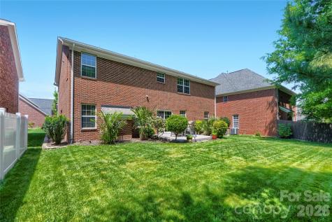2834 Bivins Street Davidson NC 28036