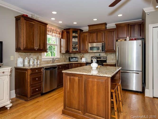1140 Milton Hall Place Charlotte NC 28270