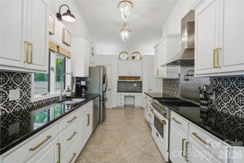 405 Timber Lane Weddington NC 28104
