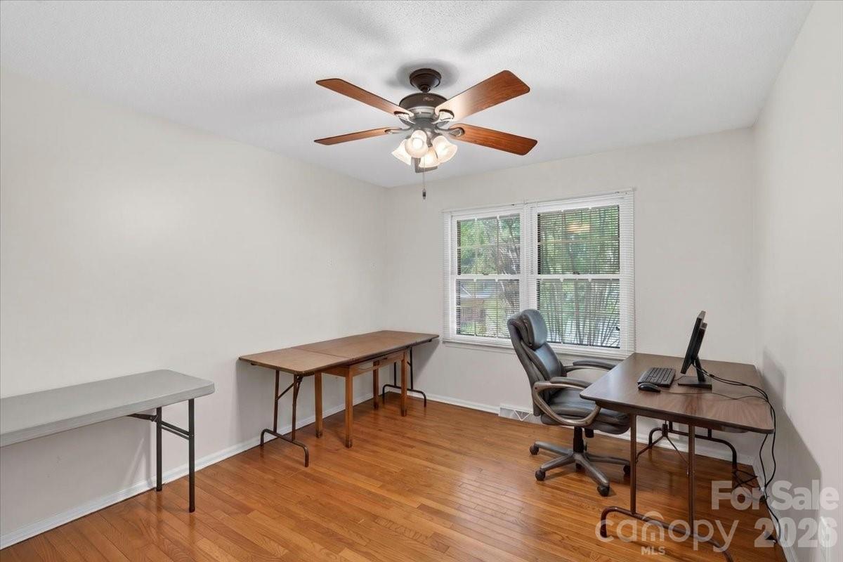 7615 Alexander Road Charlotte NC 28270