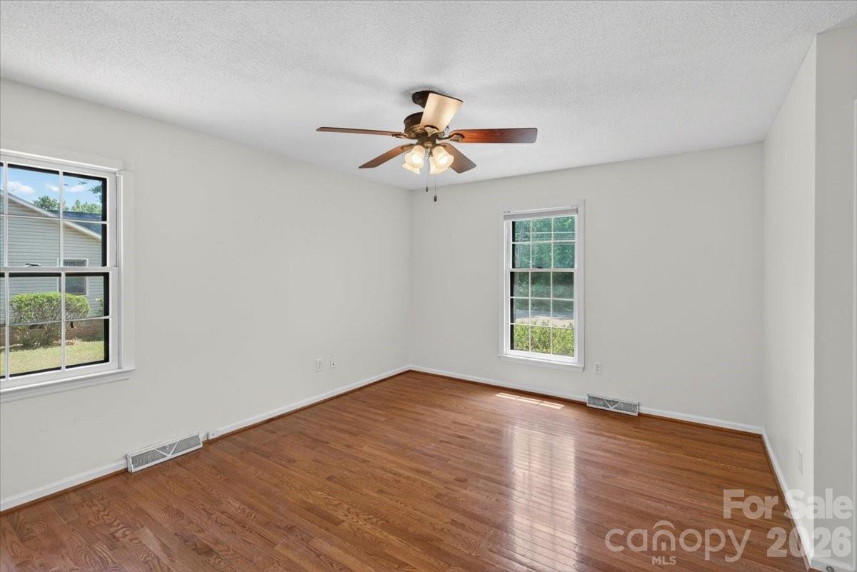 7615 Alexander Road Charlotte NC 28270