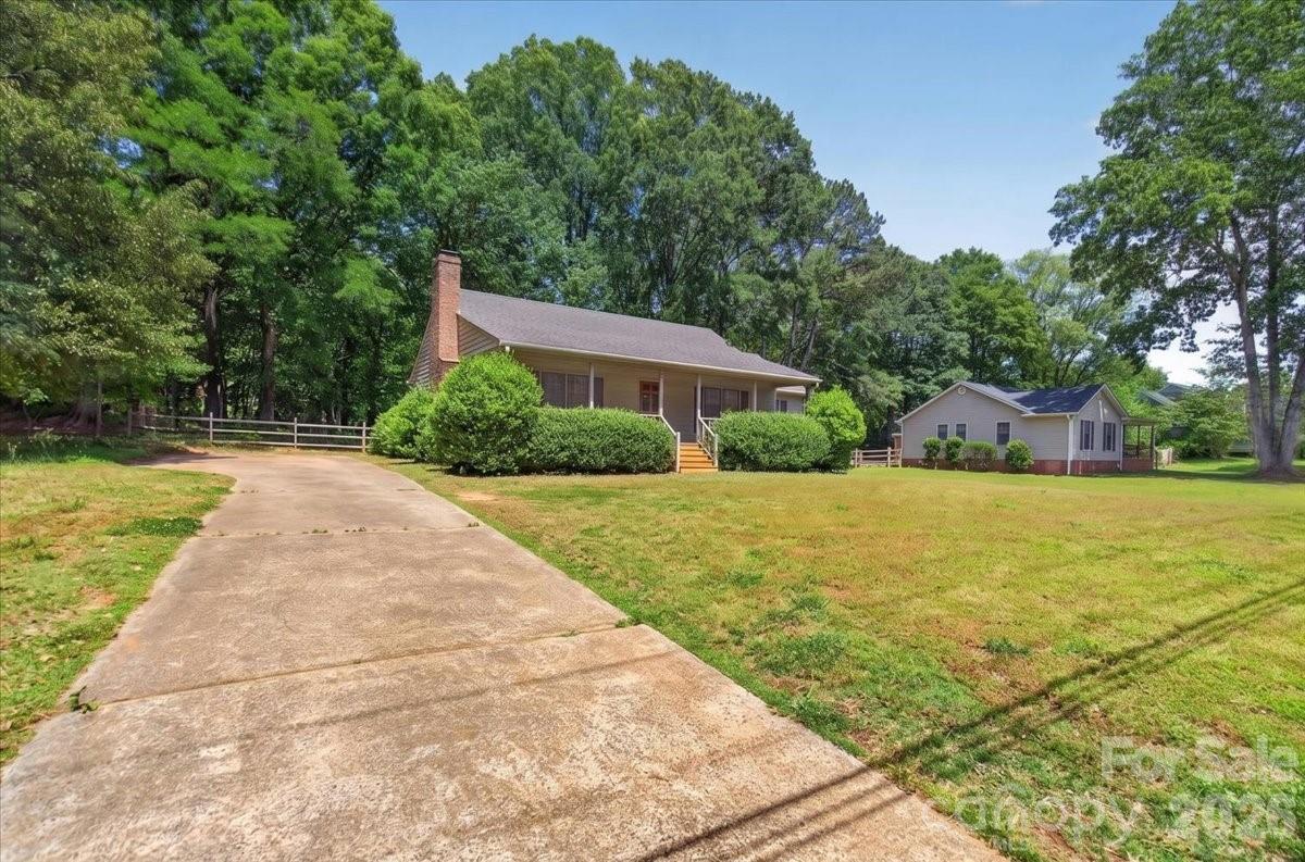 7615 Alexander Road Charlotte NC 28270
