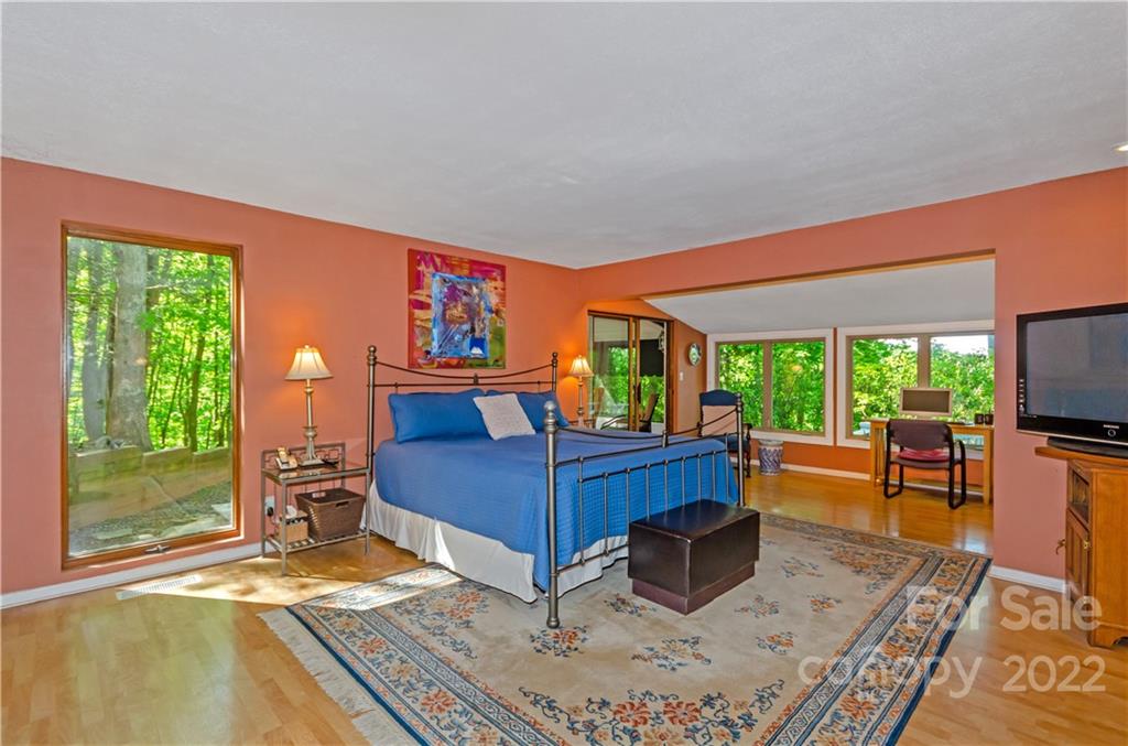 89 Sugar Maple Drive Mills River NC 28759