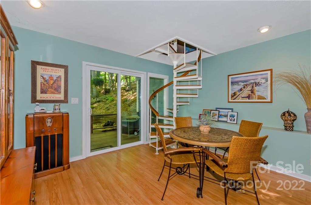 89 Sugar Maple Drive Mills River NC 28759