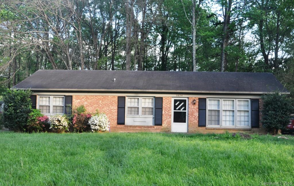 3824 Hillock Court Charlotte NC 28215
