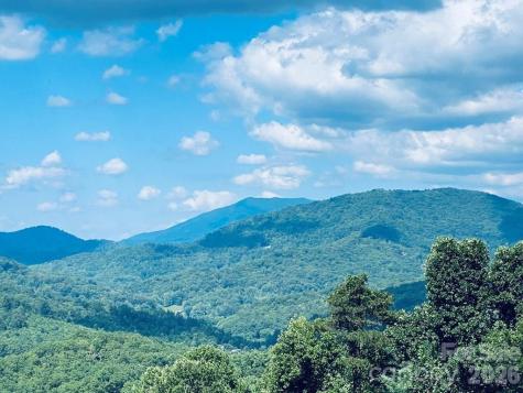 42 Nowhere Drive Sylva NC 28779