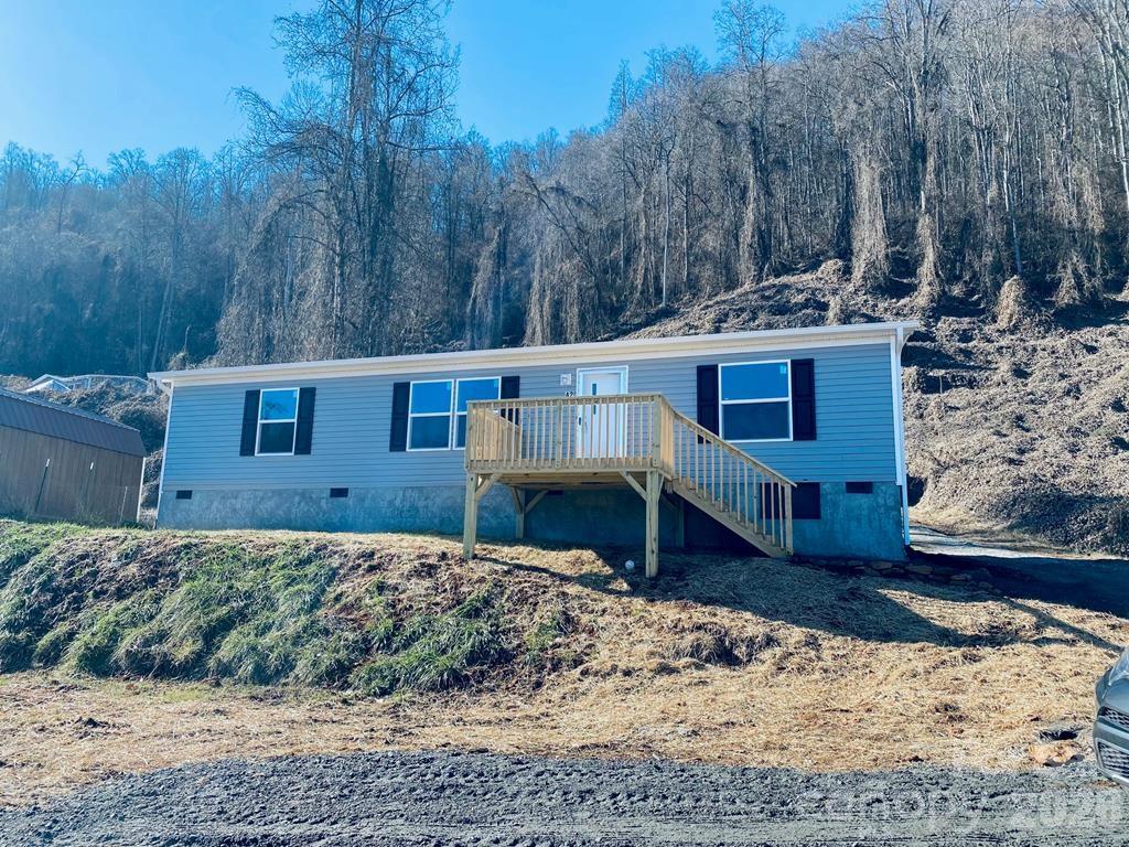 42 Nowhere Drive Sylva NC 28779