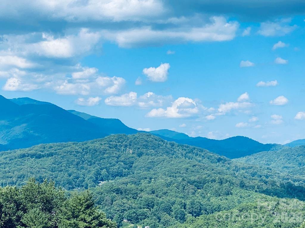 42 Nowhere Drive Sylva NC 28779