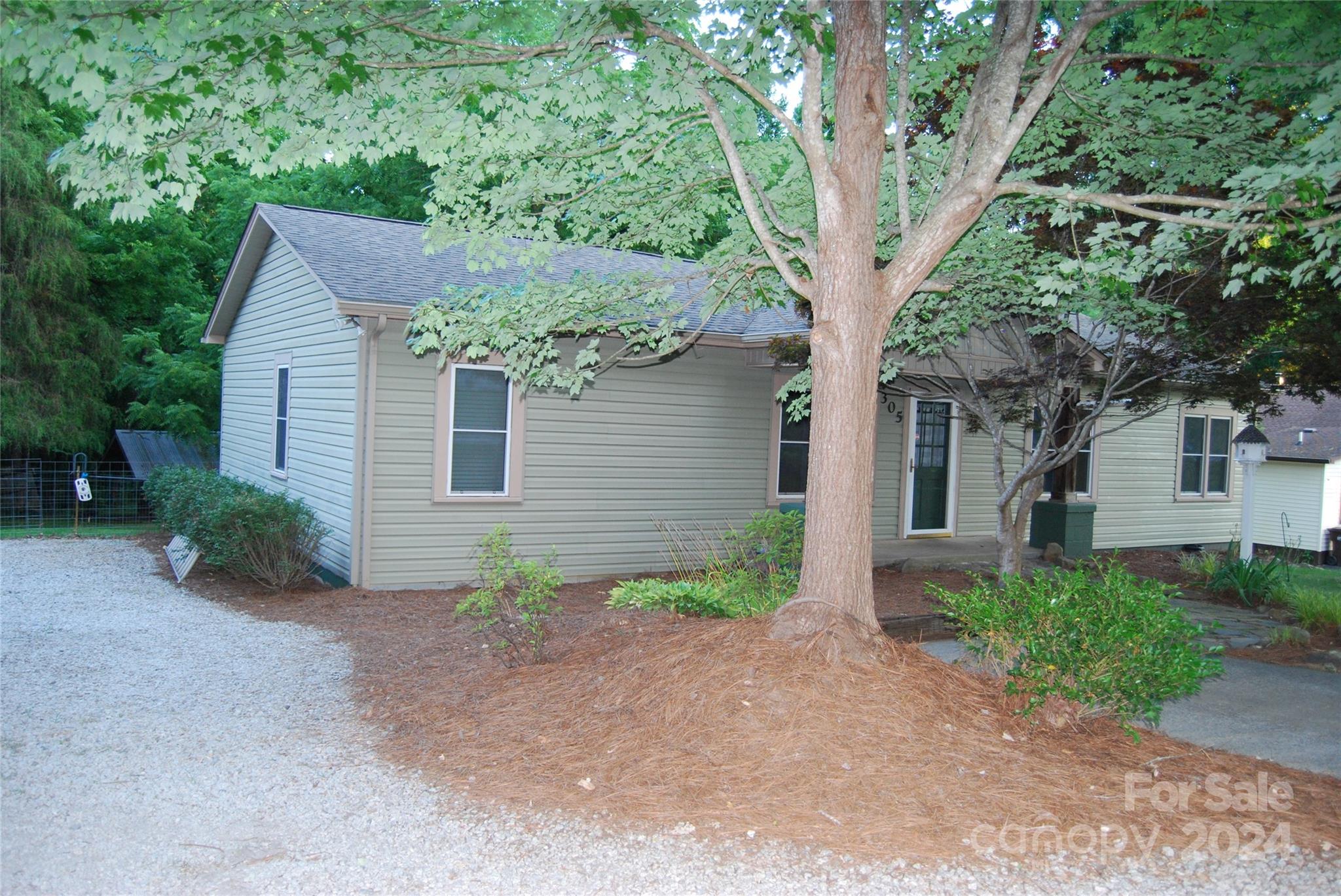 305 Catawba Street Morganton NC 28655