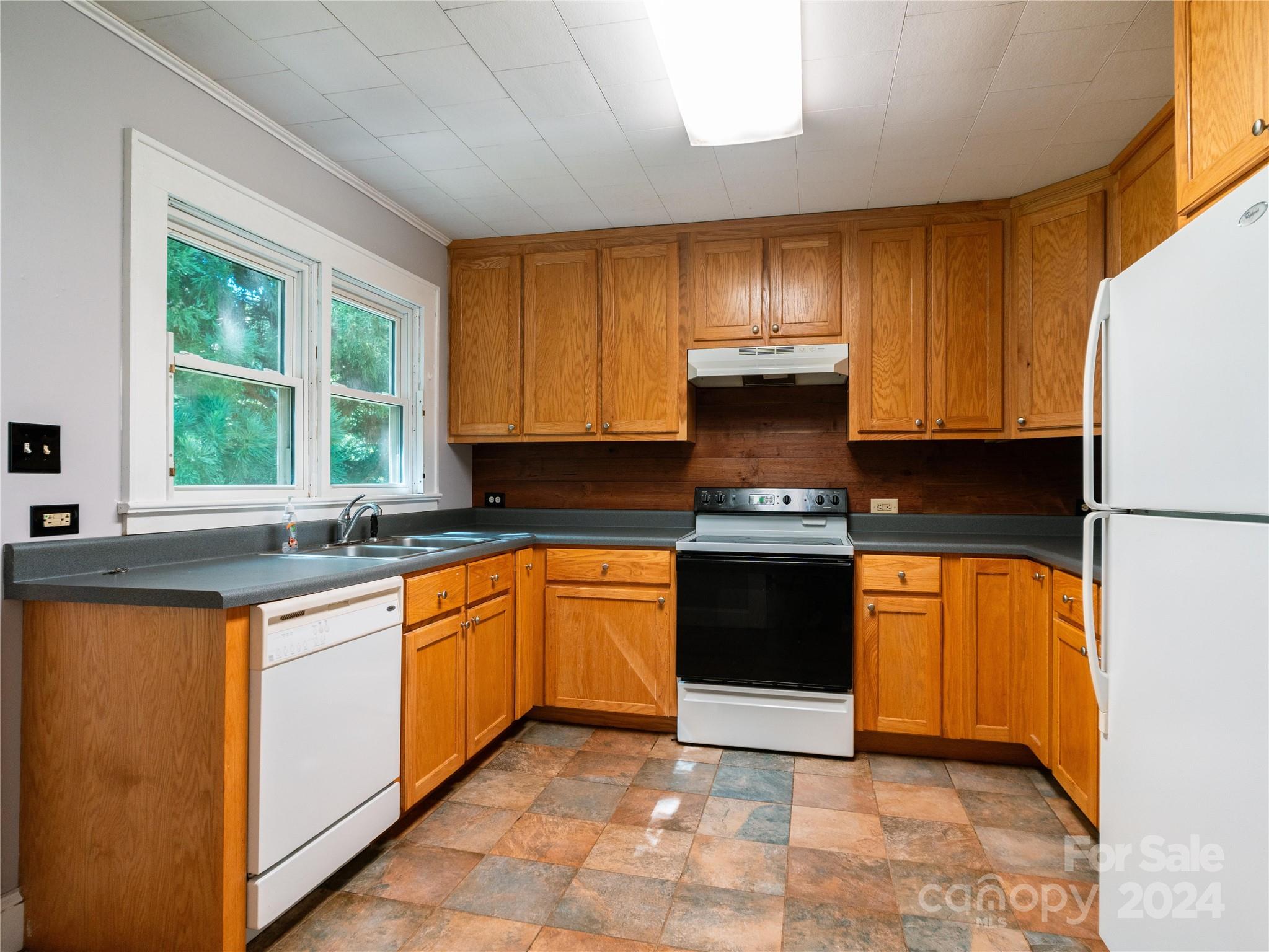 305 Catawba Street Morganton NC 28655