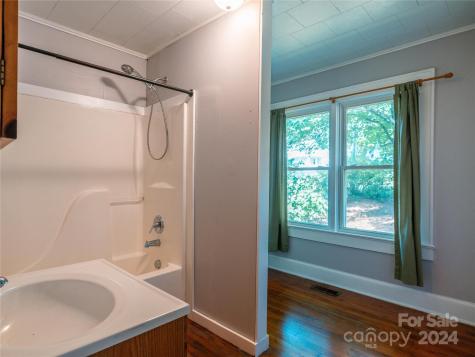 305 Catawba Street Morganton NC 28655