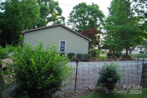 305 Catawba Street Morganton NC 28655