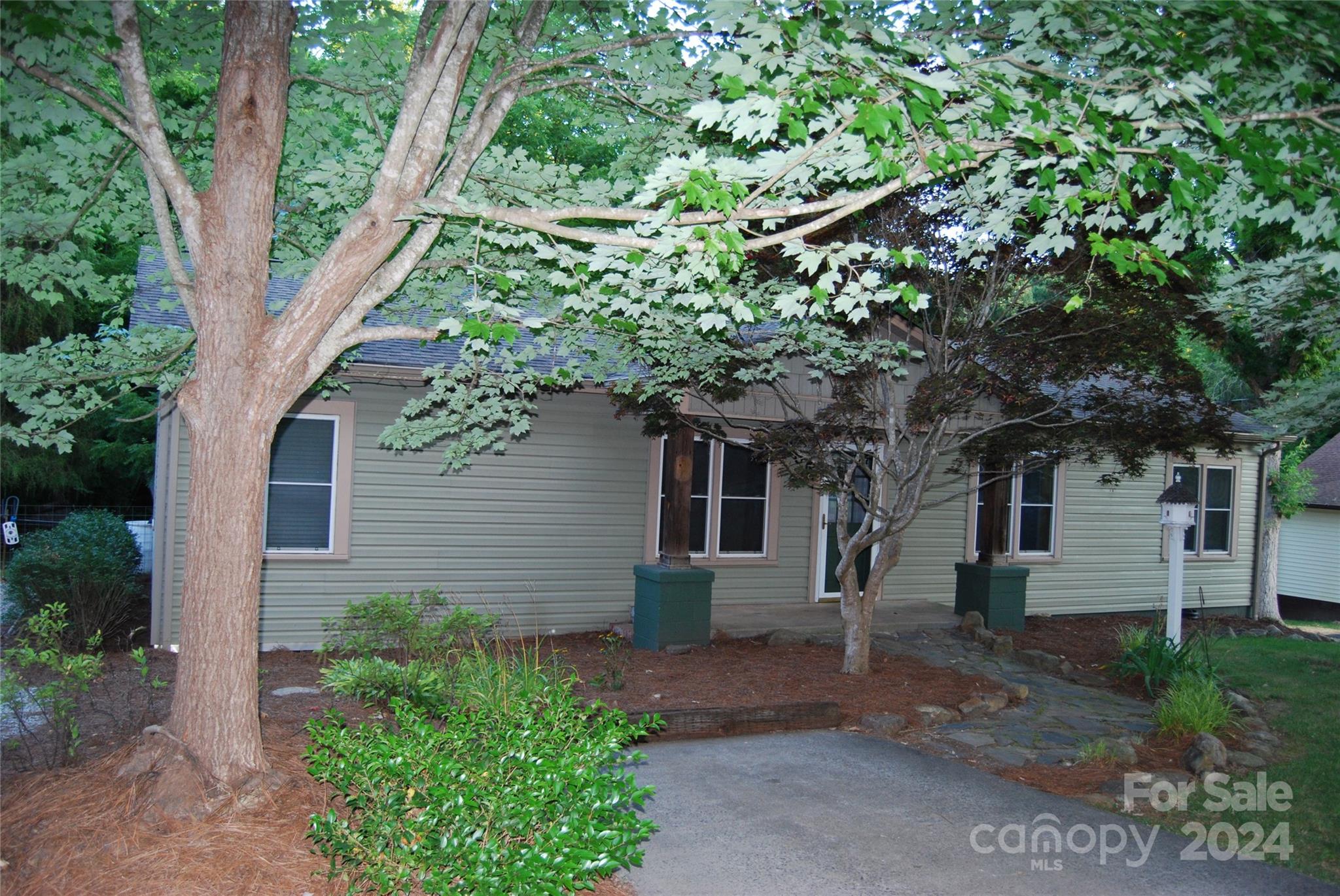 305 Catawba Street Morganton NC 28655