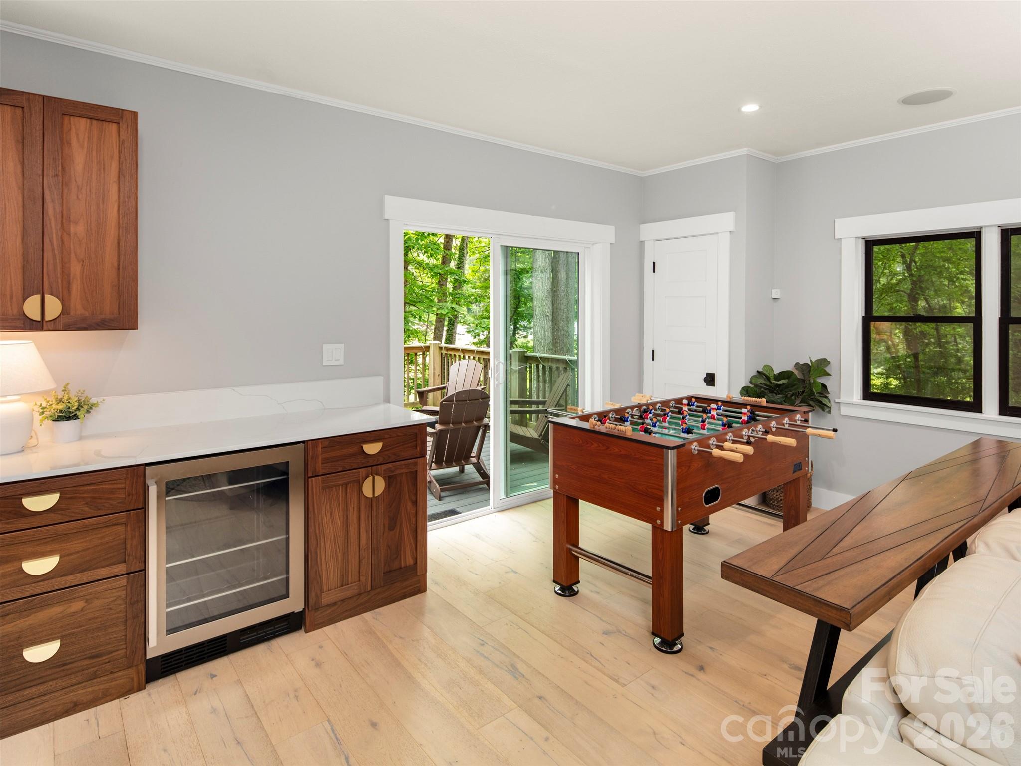 1130 New Castle Court Asheville NC 28803